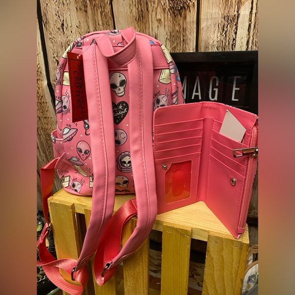 Pink Alien Mini Backpack & Wallet Set - Picture 2 of 2